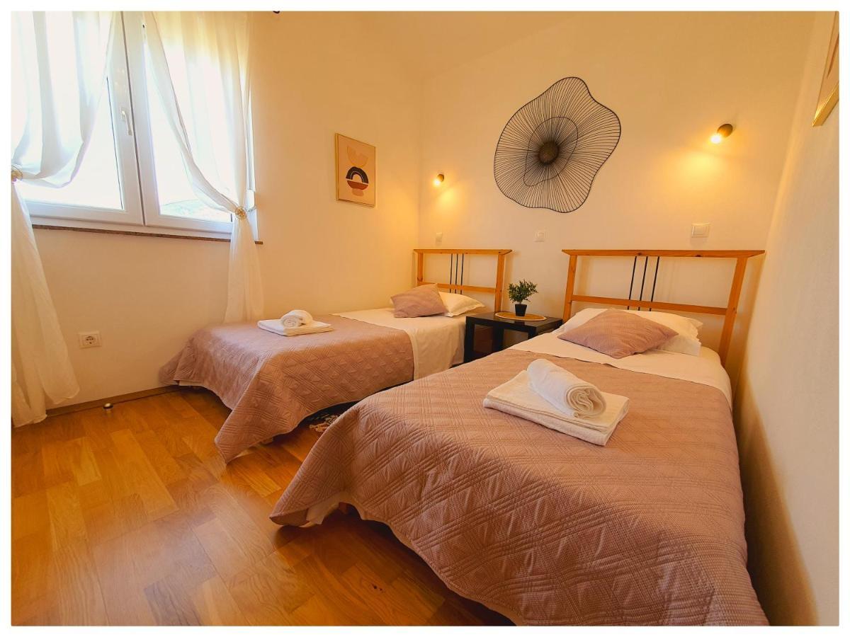 Apartman Mila Barbat na Rabu Dış mekan fotoğraf